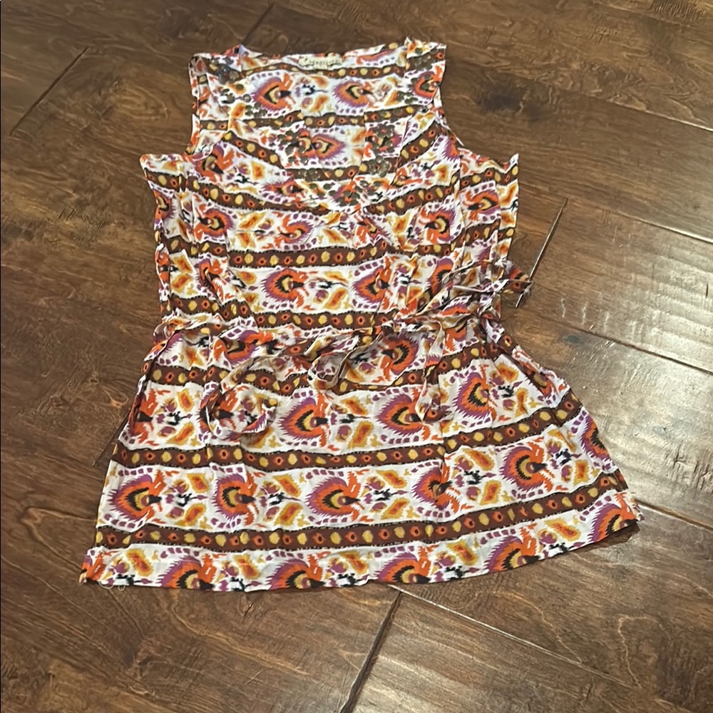 Colorful Sleeveless Patterned Top